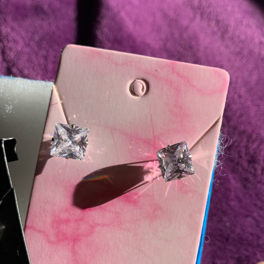 Diamond Stud Bundle - Picture 2 of 2